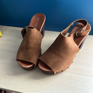 Mila Paoli clogged heels, brown size 7 1/2